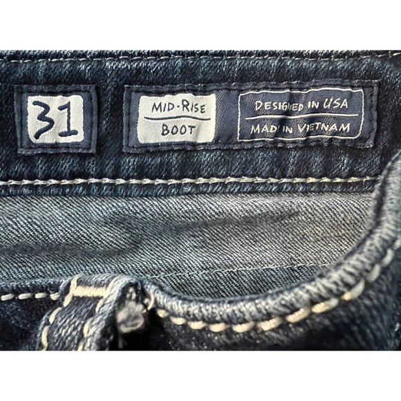 Miss Me MS4009862 Dark Wash DK133 Mid Rise Boot Size 31 Flap Pockets 30" Inseam - Picture 4 of 5